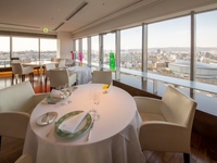 Menu Noël Déjeuner クリスマスランチメニュー (グラスシャンパン付き)