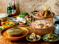 【焼肉＋しゃぶしゃぶ】ムーガタ鍋スタンダードプラン♪180分飲み放題付き