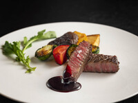 ◆Dinner◆ Chef's Course ~ Today's carefully selected ingredients Chef's choice course of 8 dishes