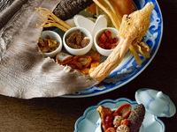 【ぶっとびスープ(佛跳牆)コース】＋乾杯のシャンパーニュ　※1/16迄