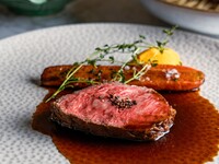 ~ Regalo Course ~ Enjoy Sky Resort Italian cuisine while taking in the view from 150m above ground with this premium dinner course.