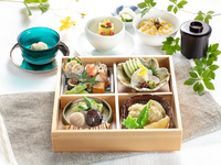 【平日限定ランチ　呉竹】松花堂弁当＋旬のデザート＋コーヒー付☕