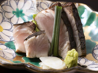 Lunch kaiseki ¥6,600 (weekdays only)