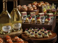 【12/31 COUNTDOWN PARTY at THE LOUNGE】 Champagne Free Flow