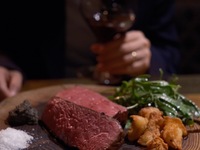 【course +wine pairing】北海道十勝ハーブ牛ランプの薪焼きコース