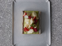 季節のフルーツタルト 洋梨といちご  4名様分【 ¥4,600円(税別) 】