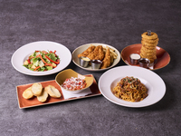 ¥2,000 Food Course Add ¥2,500 for All-You-Can-Drink(Includes Beer)