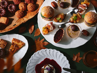  Afternoon Tea ”Marche aux Marrons ” /栗のアフタヌーンティー（11月4日～12月7日）+【乾杯Champagne付】+【平日限定10％OFF】