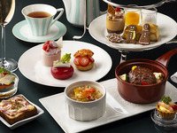 [2-hour entry limit: 13:00/14:00/15:00/16:00/17:00/18:00] 2025.12/20-12/25 Christmas Afternoon Tea Timeless Elegance