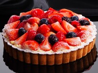 【テイクアウト】2025年クリスマス 4種のベリータルト