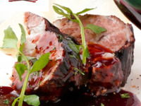 牛フィレ肉のローストと有頭海老のWメイン贅沢フルコース