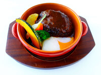 【ディナー】＼広島牛100％手ごね煮込みハンバーグ／