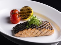 【GRILL EXPERIENCE+1drink】　Salad+Main+Dessert 4dishes