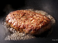 日曜祝日限定 ハンバーグディナーブッフェ　中高生