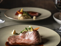 スパークリングを含む75種類と充実の2hプレミアム飲み放題付　氷温熟成牛などカジュアルにイタリアンを堪能　全7品　【luce course】