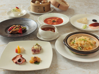 〈12/13~〉〈土日祝日限定〉【WEB予約】〈蟹肉入りふかひれあんかけ炒飯＆北京ダック つき〉プレミアムランチコース