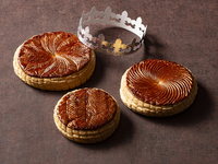 新年を祝うお菓子～ガレット・デ・ロワ～15センチ