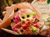 Bunch of Flowers　4,400 JPY