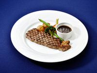 【単品】北海道産牛ロース肉のグリルステーキ