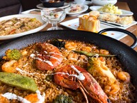 【ディナー】忘新年会にもおすすめ！YEBRAスタンダードパーティーコース《飲み放題付き》