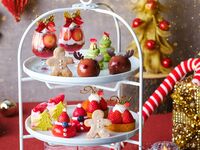 11月平日限定価格【個室確約（キッズスペース付あり）★3時間カフェフリー】苺づくしのXmasスイーツ3段スタンド