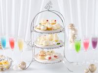 [From November 19th] White Christmas Afternoon Tea (includes one drink)