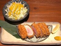 あぐー棒ヒレカツ定食