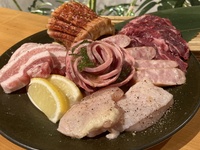 [OK on the day!] Standard course including Kuroge Wagyu beef ribs and salted tongue, 3,500 yen per person (tax included)