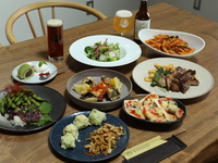 平日・土日祝OK！飲み放題付き大皿6,000円コース【夏の宴プラン】 -料理10品＋2時間飲み放題付き（L.O:1時間30分）-☆自社醸造「KUNITACHI BREWERY」のクラフトビールも飲めます☆