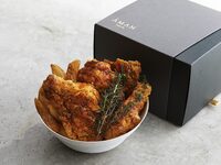 Aman Tokyo Christmas Fried Chicken 4pc Box 2025