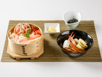 香箱蟹わっぱ飯