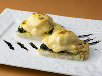 [Breakfast] Eggs Benedict breakfast