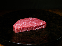 [Japanese Black Beef Chateaubriand Course]
