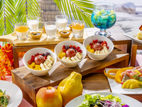 ハワイアン ランチビュッフェ+シャンパン付きフリーフロー