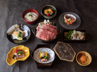 【幻の和牛】石垣牛会席B（蟹酢甲羅盛りなど全7品）