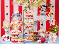 ＜土日祝＞『アリスのストロベリーアフタヌーンティー』“不思議の国のアリス”の甘いお茶会へ誘う！マリアージュフレール1杯＋その他ドリンクお替り自由　12月26日（金）～