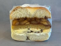 キャラメルアップルタルトサンド