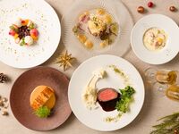 【2025年圣诞节】私人包间及教堂租赁方案 - 七道菜圣诞套餐，含祝酒及花束