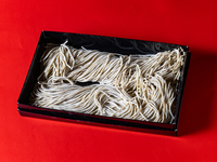 [New Year's Eve only, Take-out only] Soba noodles from TOYODA, 2 servings (soba sauce included)