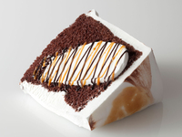 チョコレートシフォンケーキ￥660（サ料15％別）※現地決済