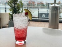 <Only available on weekends, holidays, and online reservations> Special Afternoon Tea Set ~Solstis~ with Rose-Colored Mocktail | 8,500 yen