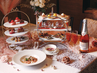 【ランチ限定バレエコア特別装飾席】ミガキイチゴスパークリング×10種前菜付きパスタコース×ストロベリー＆ショコラアフタヌーンティー