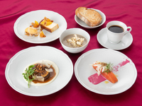 Sarabeth's Christmas「2025 Noel Dinner Course」乾杯スパークリングワイン付
