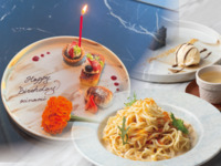 【週末記念日ランチ】　濃厚うにクリーム麺