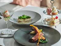 【ランチコースB】ミニアフタヌーンティー＋乾杯酒付フリードリンク