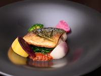 1/7～2/28ランチ「セゾン」真鯖のソテーとオードブル、スープ、デザートなど全7品