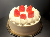 [Takeout] Seasonal fresh cream decoration (strawberry) (No. 7)