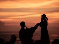 【別墅求婚計畫】在擁有180度海景的餐廳裡，策劃一場難忘的求婚！