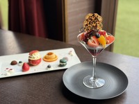 【レストラン】アーリークリスマスコース〈12/2-18〉