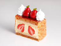 あまおうナポレオンパイ